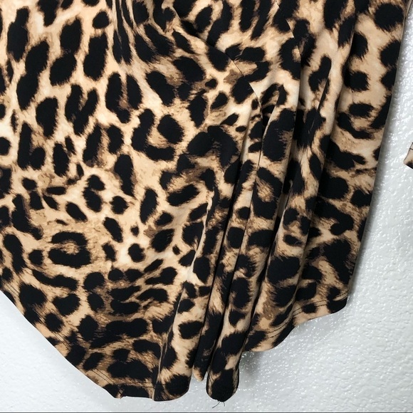 Vince Camuto Three Quarter Sleeve Cheetah Print Top - Picture 4 of 6